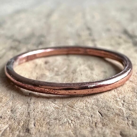 Raw Copper Round Ring Band Polished Stacking Ring UNSEALED UNCOATED - Size 8 - Picture 1 of 6